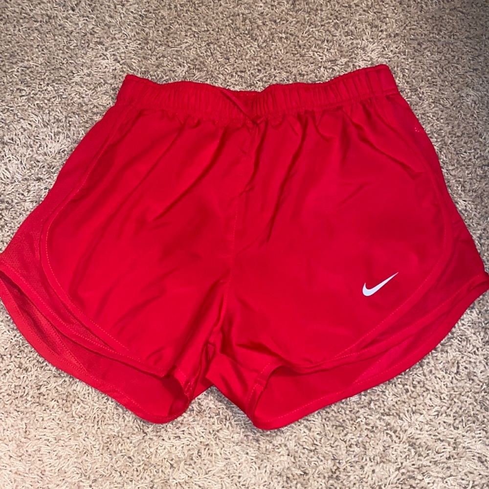 Red Nike XS Womens Shorts